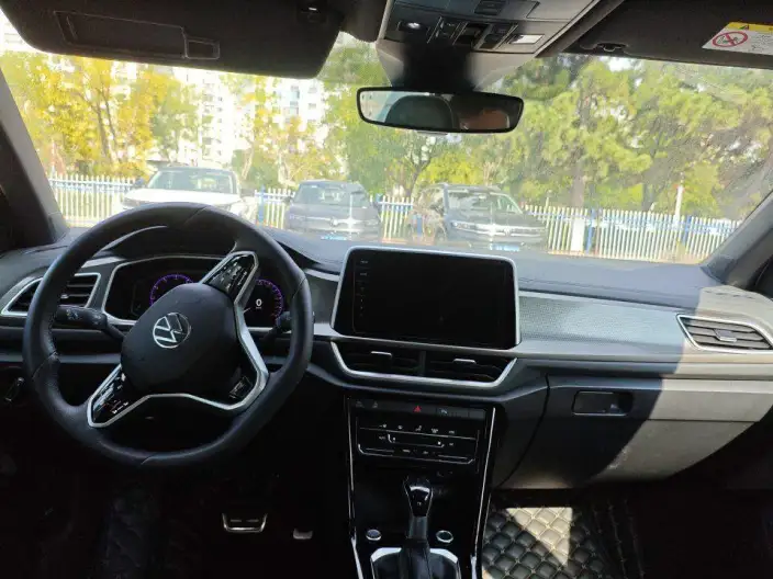 Volkswagen T-Roc 2025 Model Facelift 300TSI DSG Chenguang Edition – фото 5