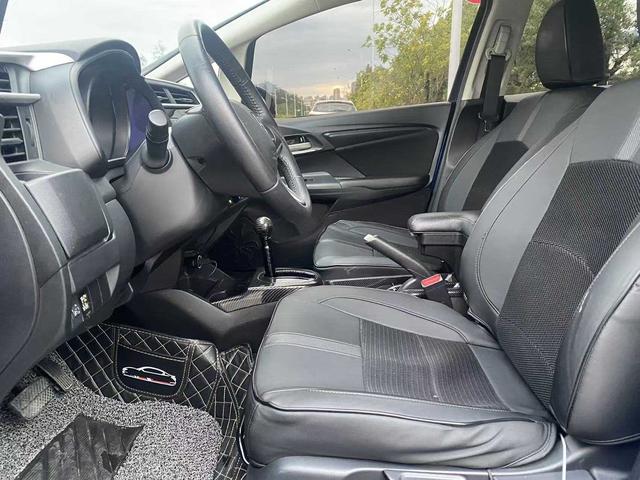 Honda Fit 2018 1.5L CVT Comfort with Sunroof – фото 6