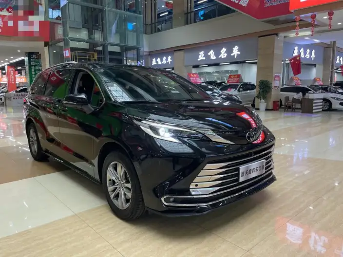 Toyota Sienna 2024 Model Hybrid 2.5L Comfort Edition – фото 3