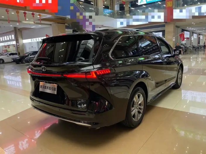 Toyota Sienna 2024 Model Hybrid 2.5L Comfort Edition – фото 7