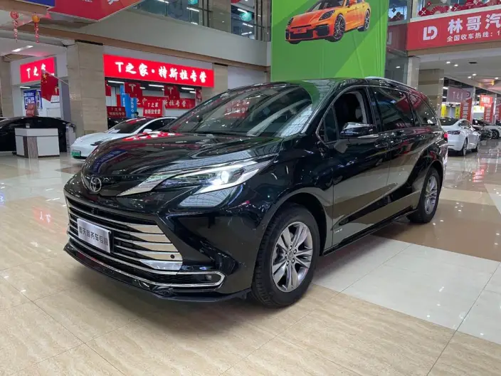 Toyota Sienna 2024 Model Hybrid 2.5L Comfort Edition – фото 8