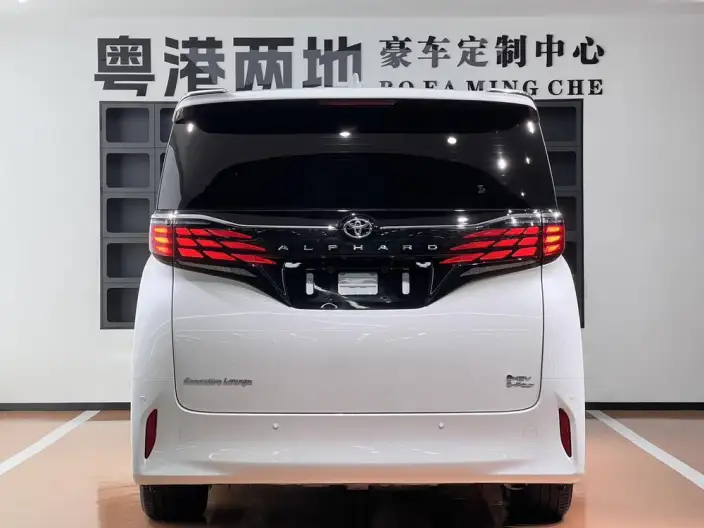 Elfa 2023 Model 2.5L Intelligent Hybrid 4WD Premium – фото 4