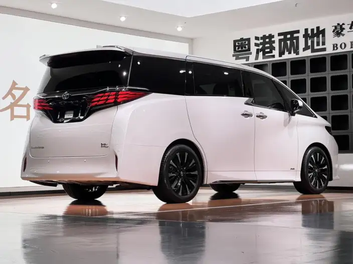Elfa 2023 Model 2.5L Intelligent Hybrid 4WD Premium – фото 5