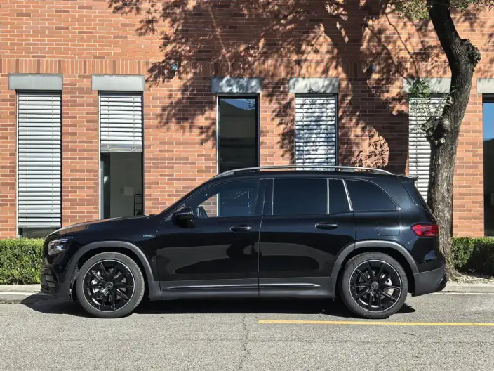 Mercedes-Benz GLB AMG 2024 Model AMG GLB 35 4MATIC – фото 3