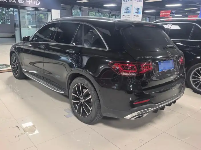 Mercedes-Benz GLC 2021 Model GLC 300 L 4MATIC Dynamic Model – фото 3