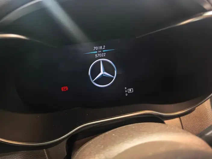 Mercedes-Benz GLC 2021 Model GLC 300 L 4MATIC Dynamic Model – фото 10