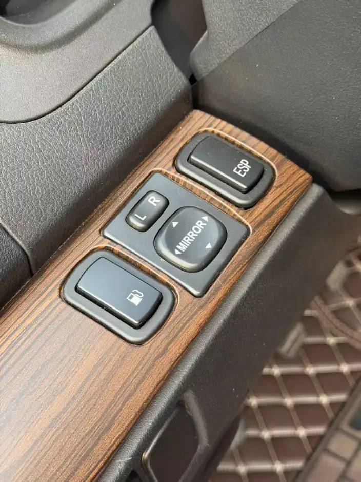 Lingzhi Plus 2022 Model Touring Edition 2.0L Manual Comfort Model 7 seat – фото 10