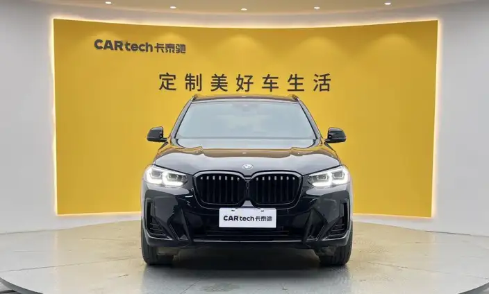 BMW X3 2023 Model xDrive30i Leading Model M Night Set – фото 2
