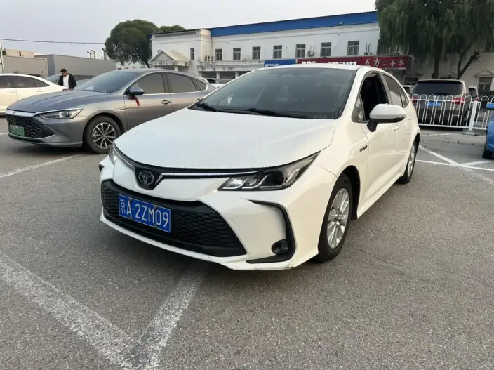 Toyota Corolla 2023 Model Intelligent Hybrid 1.8L E-CVT Elite Edition – фото 1