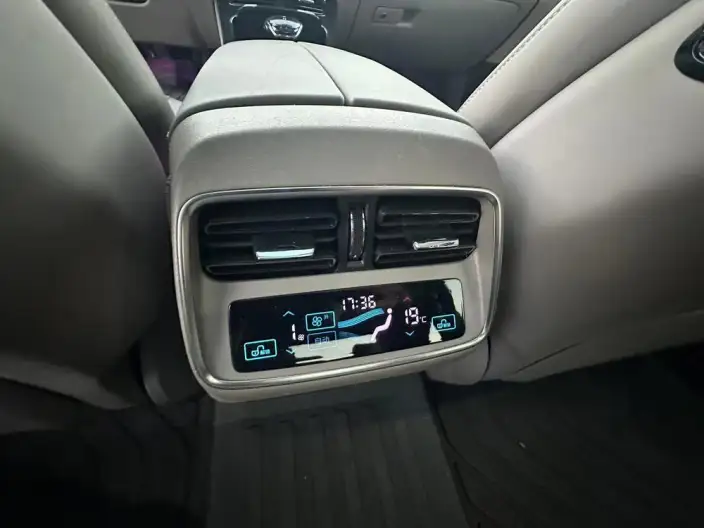 BYD Han DM 2025 Model Smart Driving Edition DM-i 125KM Zunrong Model – фото 7