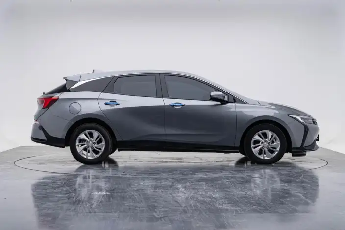Buick Velite 6 PHEV 2022 Model Connected Fashion Model – фото 8
