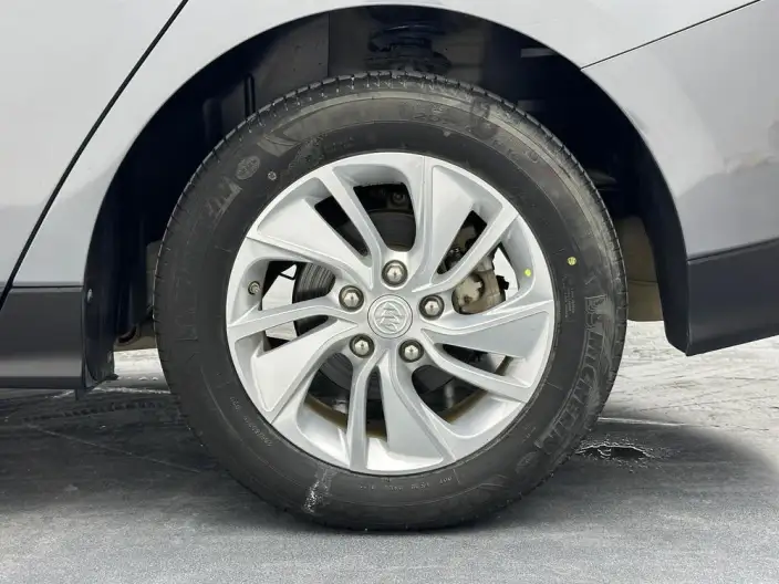 Buick Velite 6 PHEV 2022 Model Connected Fashion Model – фото 9