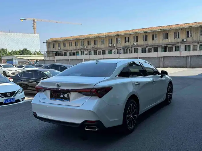 Toyota Avalon 2023 Model 2.0L CVT Deluxe Edition – фото 6
