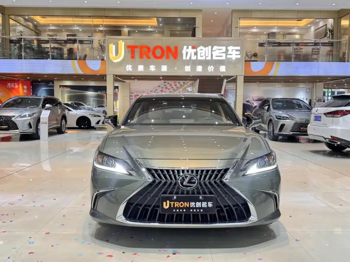 Lexus ES 2021 Model 200 Superior Edition – фото 2