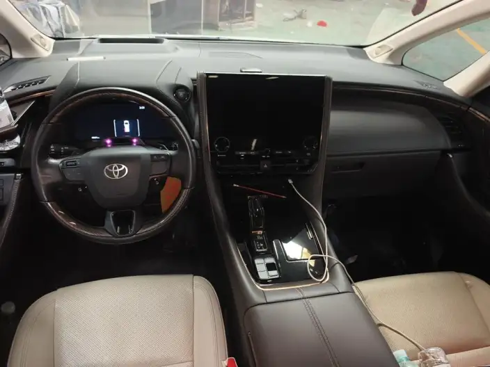 Elfa 2023 Model 2.5L Intelligent Hybrid 4WD Premium – фото 5