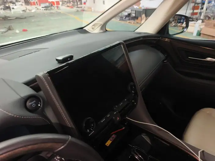 Elfa 2023 Model 2.5L Intelligent Hybrid 4WD Premium – фото 8