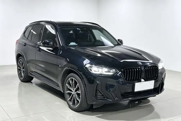 BMW X3 2023 Model xDrive30i Leading Model M Night Set – фото 3