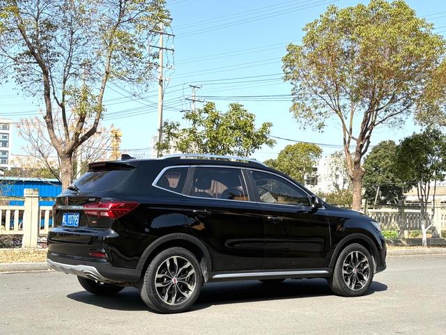 Roewe RX5 2017 модификация 20T 2WD автоматическое Internet Zhizun Edition – фото 9