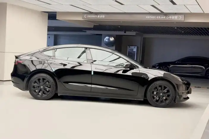 Model 3 2022 Model Rear-wheel drive version – фото 8