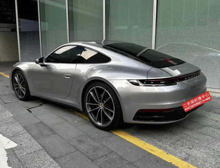 PORSCHE 911 2023 Model Carrera 3.0T – фото 3