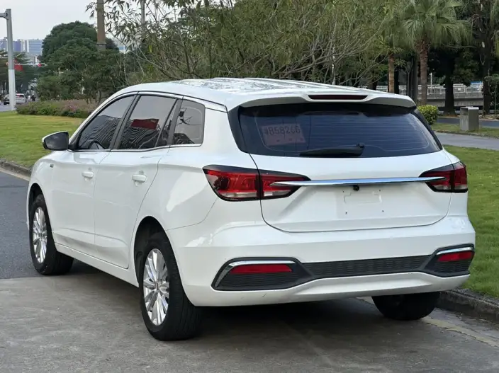 Roewe Ei5 2020 Model Comfort Edition – фото 5