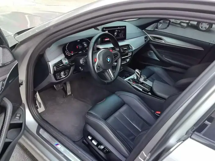 BMW M5 2021 Model M5 Thunder Edition – фото 6
