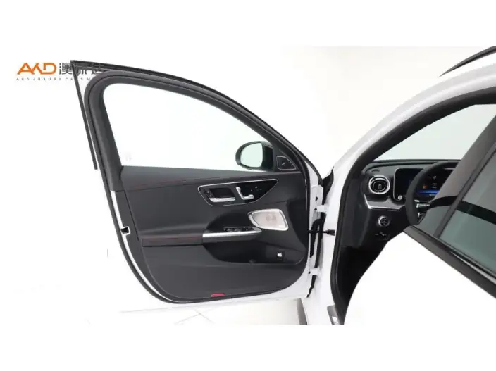 Mercedes-Benz C-Class AMG 2024 Model AMG C 43 4MATIC Travel Sedan Special Edition – фото 10