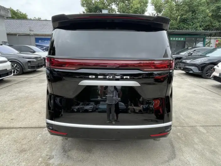 Denza D9 EV 2022 Model 600 4WD Flagship Model – фото 5