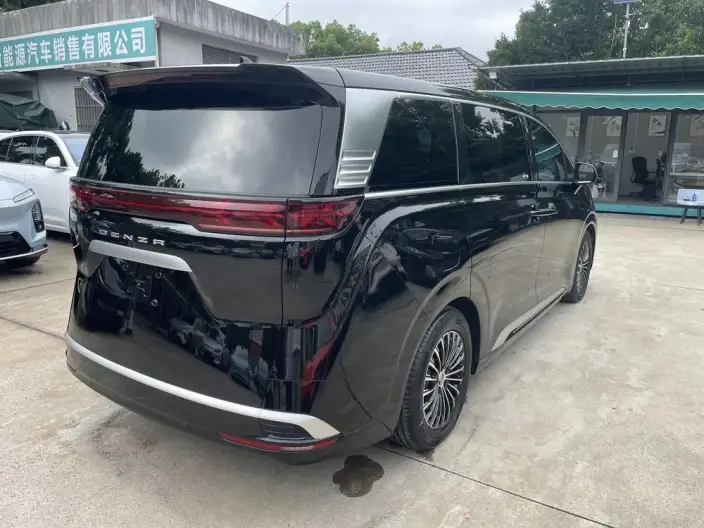 Denza D9 EV 2022 Model 600 4WD Flagship Model – фото 6