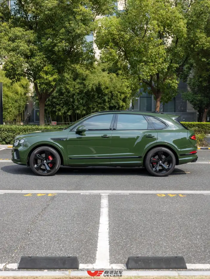 Bentayga 2022 Model 4.0T V8