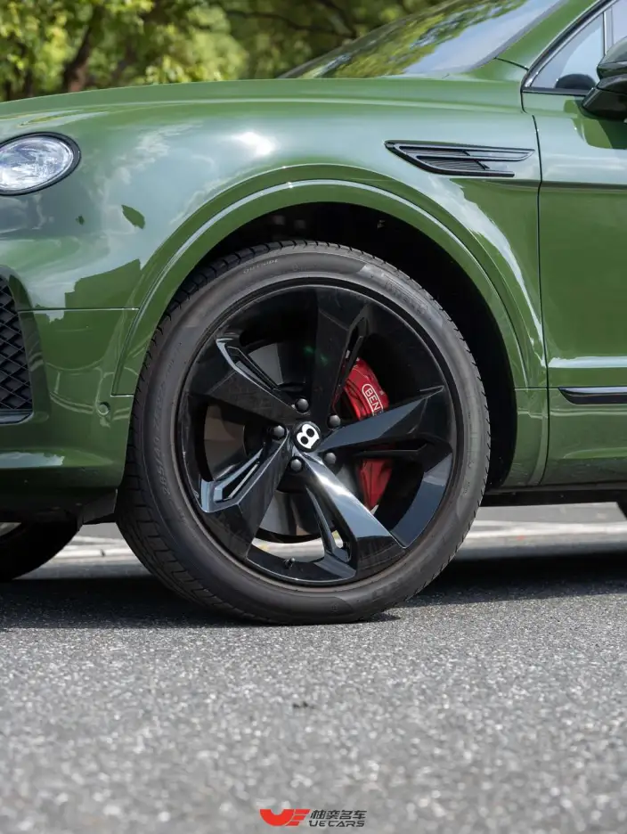 Bentayga 2022 Model 4.0T V8 – фото 8