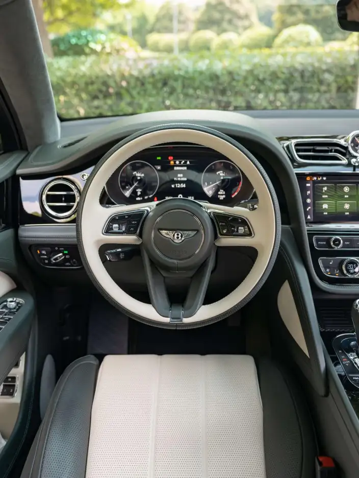 Bentayga 2022 Model 4.0T V8 – фото 9