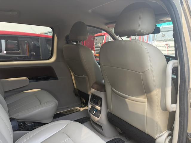 Dongfeng Lingzhi 2018 M5L 1.6L 7-seater Luxury – фото 8