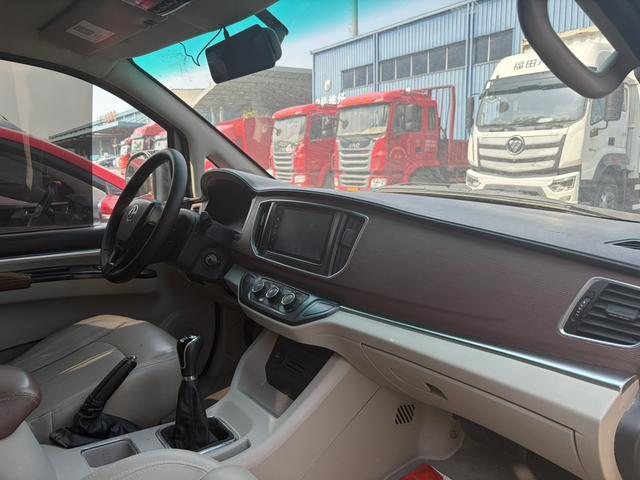 Dongfeng Lingzhi 2018 M5L 1.6L 7-seater Luxury – фото 9
