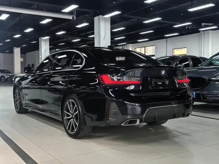 BMW 3 Series 2023 Model 320Li M Sports Set – фото 4