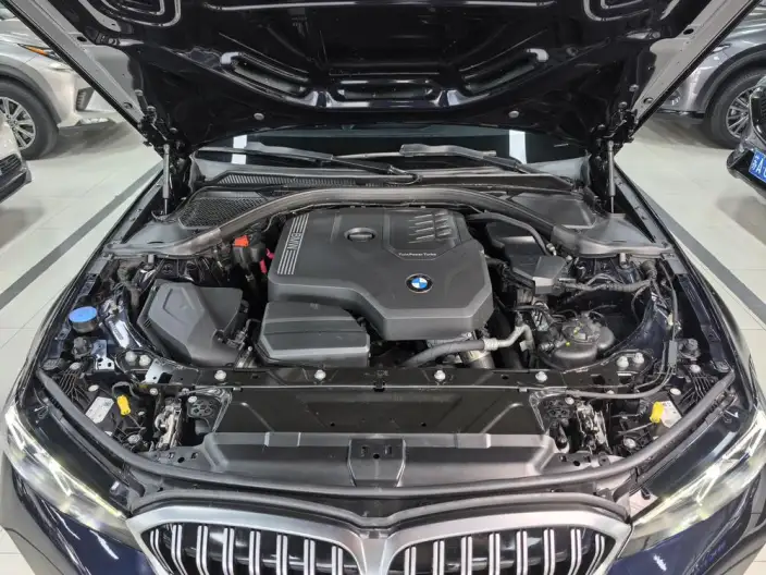 BMW 3 Series 2023 Model 320Li M Sports Set – фото 9