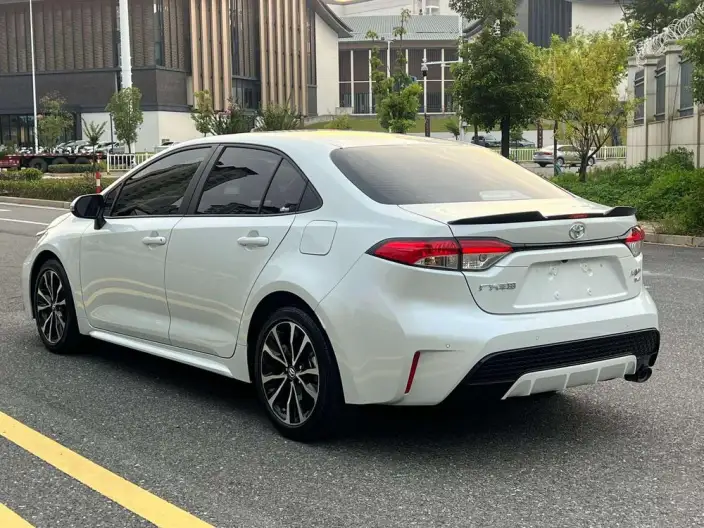 Toyota Levin 2022 Model 185T CVT Sports Edition – фото 4
