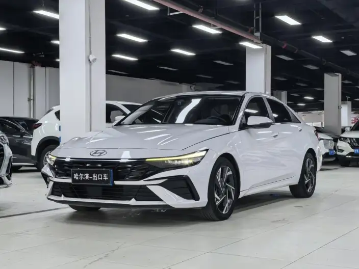 Hyundai Ioniq 2023 Model 1.5L CVT LUX Premium Edition – фото 1