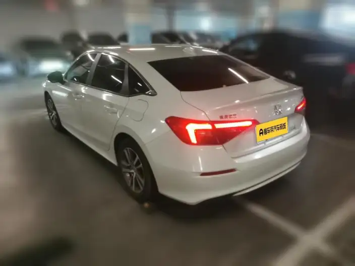 Honda Civic 2023 Model 240TURBO CVT Momentum Edition – фото 4