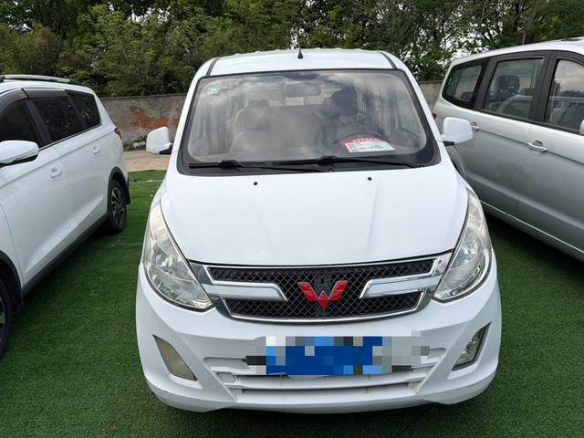 Wuling Rongguang V 2016 модификация 1.2L Standard type