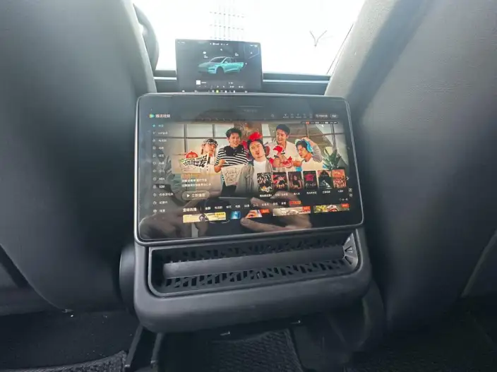 Model Y 2025 Model Rear-wheel drive version – фото 7