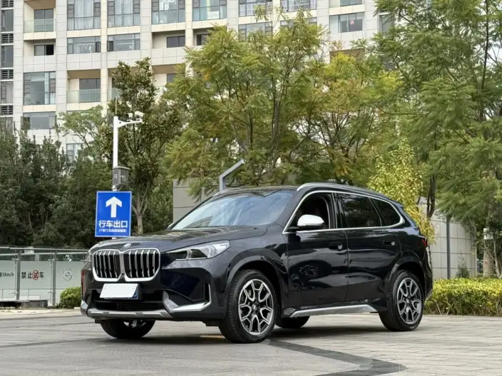 BMW X1 2023 Model sDrive25Li X Design Set – фото 1