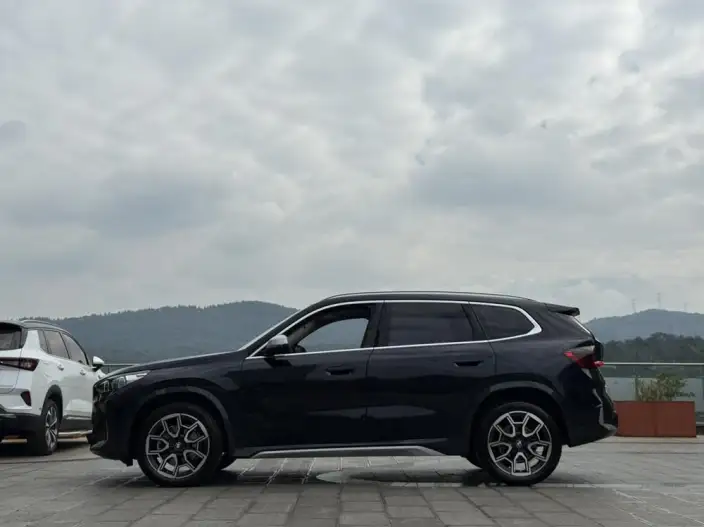 BMW X1 2023 Model sDrive25Li X Design Set – фото 4