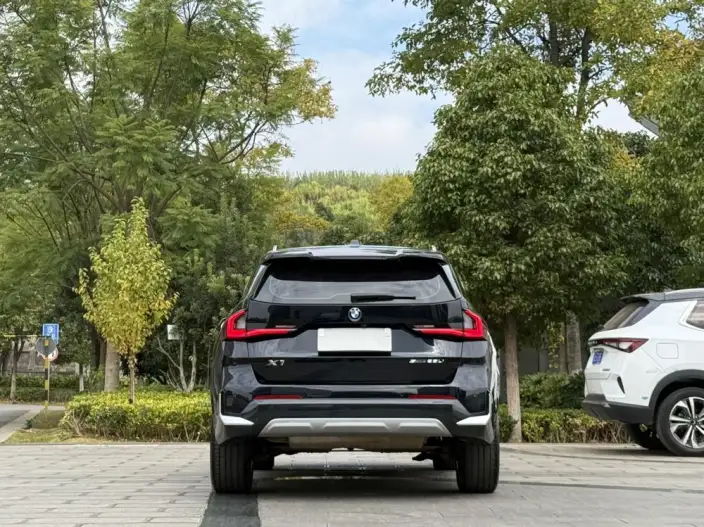 BMW X1 2023 Model sDrive25Li X Design Set – фото 6