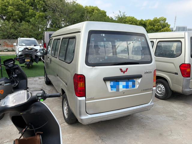 WULING Sunshine 2014 модификация 1.2L Extended Edition LD6 – фото 6