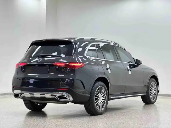 Mercedes-Benz GLC 2024 Model Facelift GLC 300 L 4MATIC Dynamic Model 5 seat – фото 7