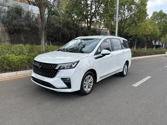 WULING Jiachen 2022 Model 1.5T CVT Smart Enjoy Luxury Model – фото 1