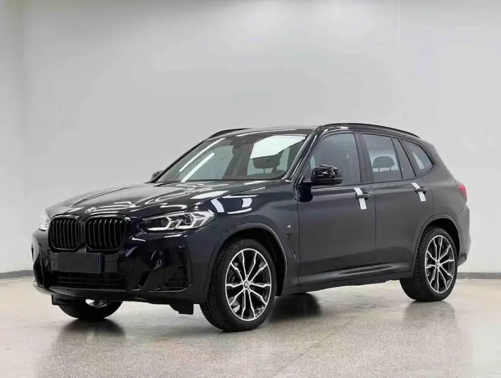BMW X3 2022 Model xDrive30i Exclusive Model M Night Set – фото 1