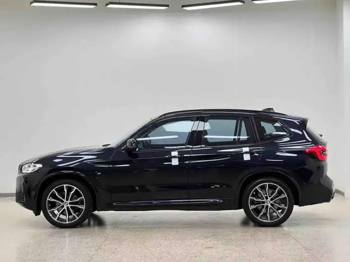 BMW X3 2022 Model xDrive30i Exclusive Model M Night Set – фото 4
