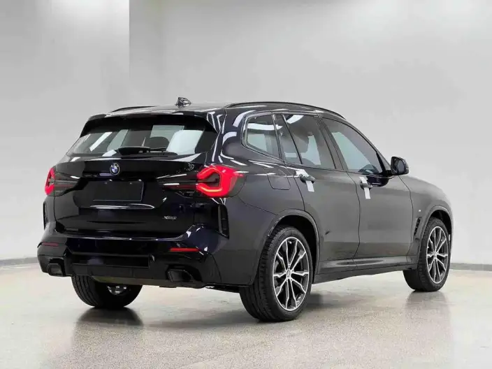 BMW X3 2022 Model xDrive30i Exclusive Model M Night Set – фото 7